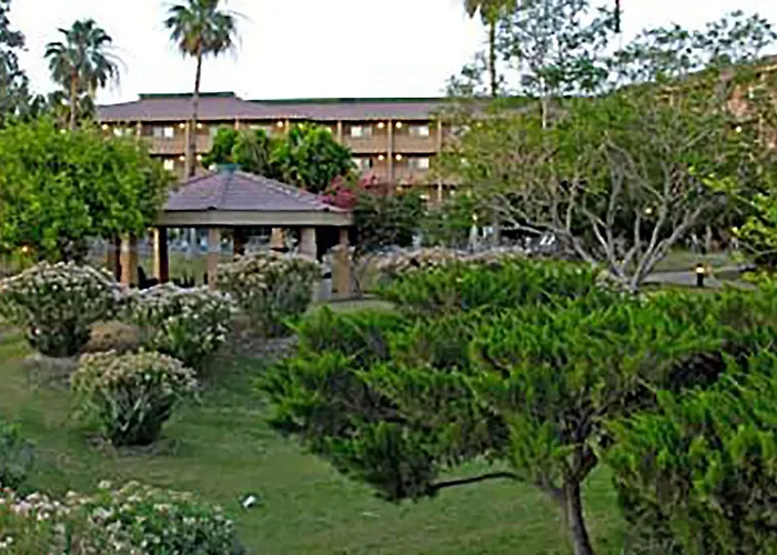 Hotel & 3*