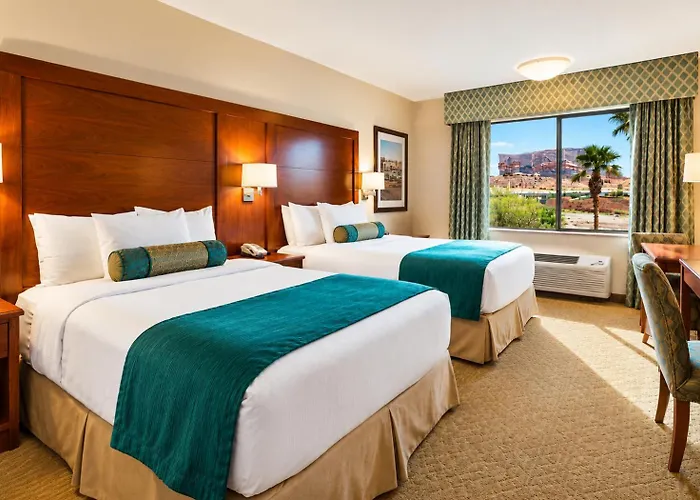 & Hotel Yuma