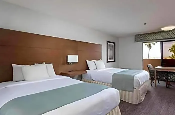 & Hotel Yuma