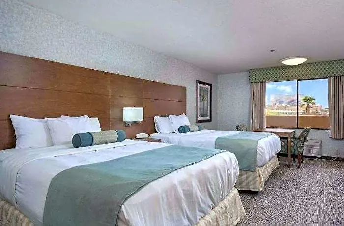 Hotel & 3*