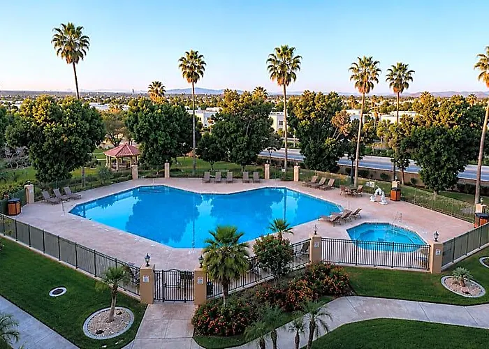 Hotel & 3*