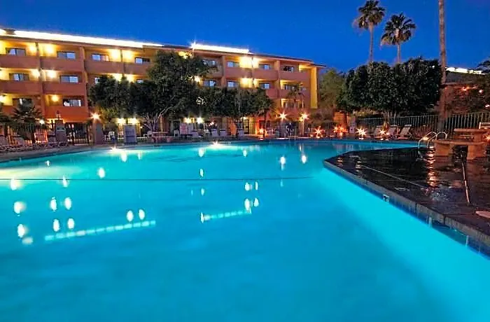 & Hotel