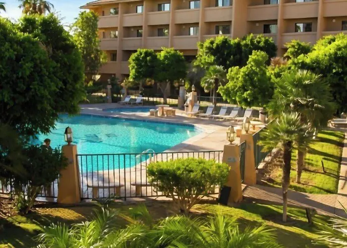 Hotel & 3*