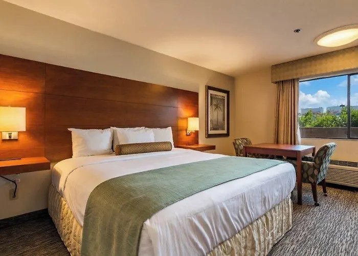 & Hotel 3*