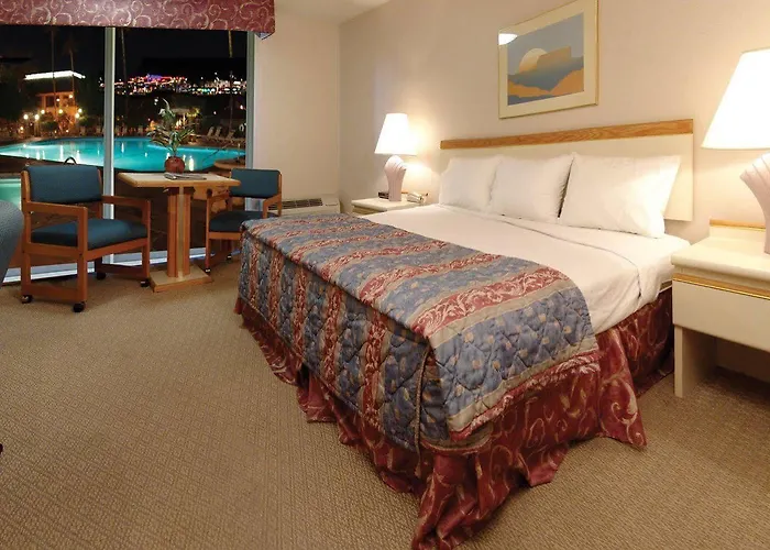 Hotel & 3*