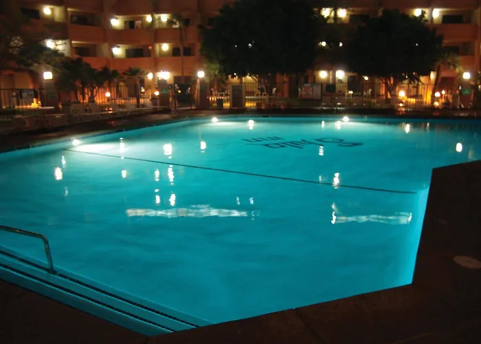 & Hotel 3*