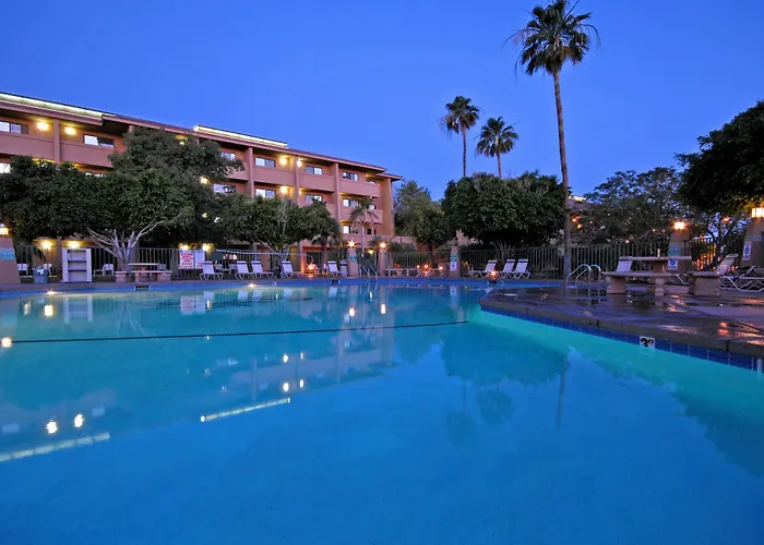 & Hotel Yuma